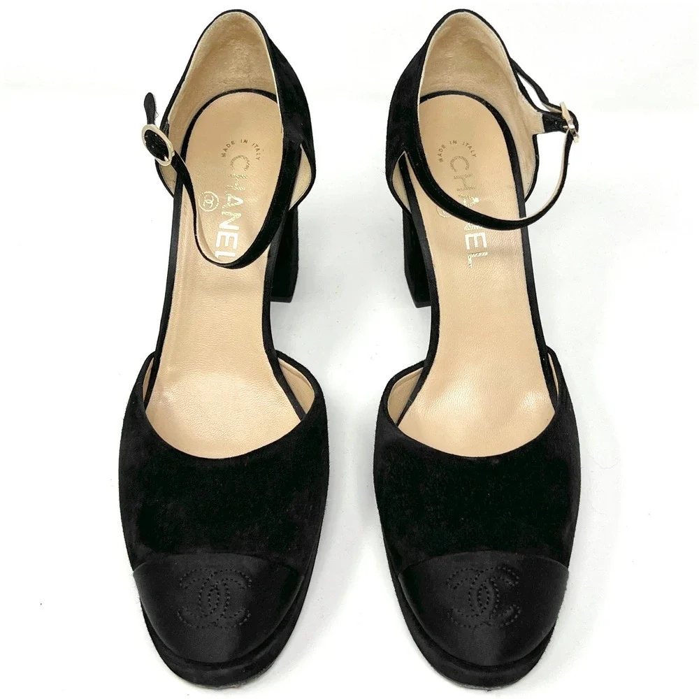 Chanel Black Suede Mary Jane Pumps Cap Toe CC‎ Logo Heels 41
